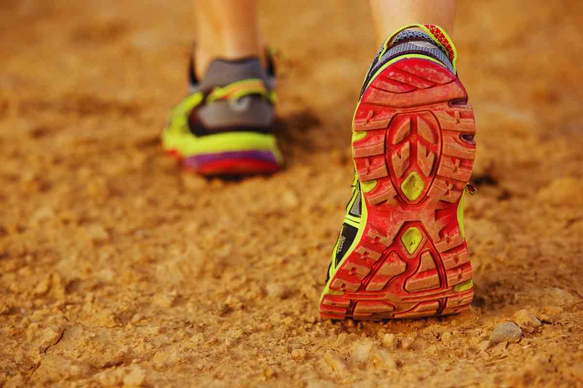 lo sporco sotto le scarpe